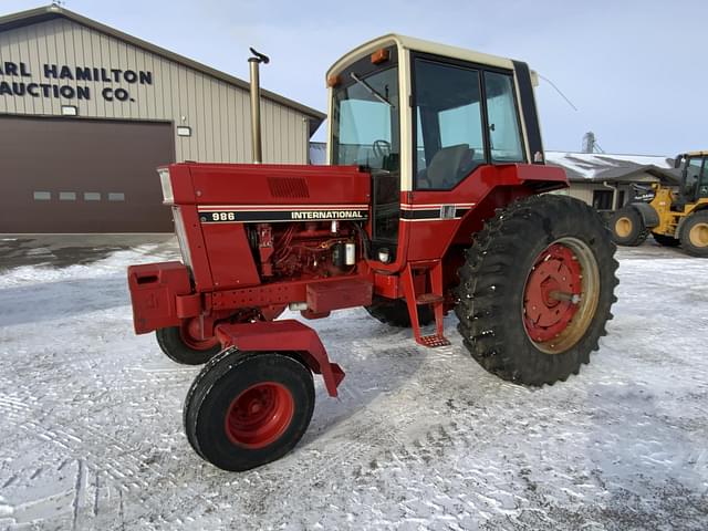 Image of International Harvester 986 equipment image 1