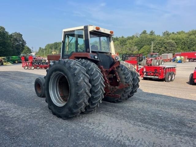Image of International Harvester 1086 equipment image 4