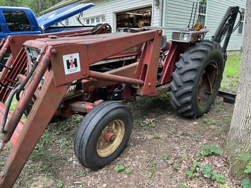 Main image International Harvester 674