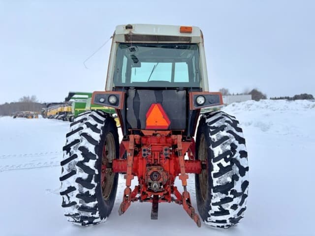 Image of International Harvester 886 equipment image 4