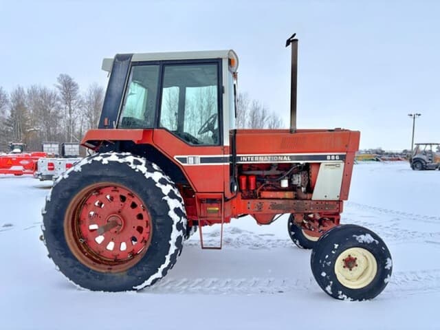 Image of International Harvester 886 equipment image 3