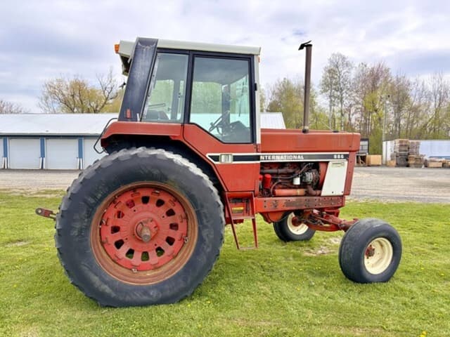 Image of International Harvester 886 equipment image 3