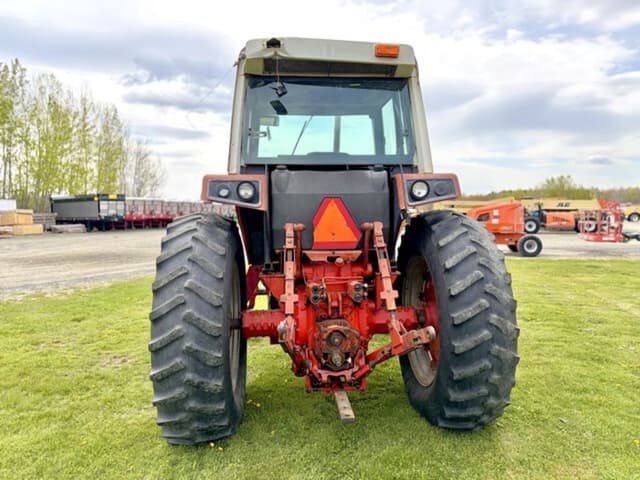 Image of International Harvester 886 equipment image 4