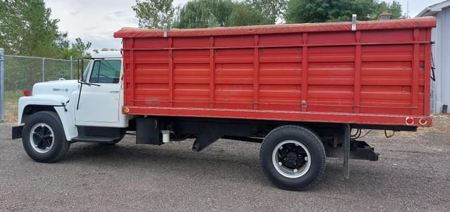Image of International Loadstar 1600 equipment image 3