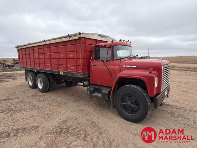 Image of International 1800 equipment image 1