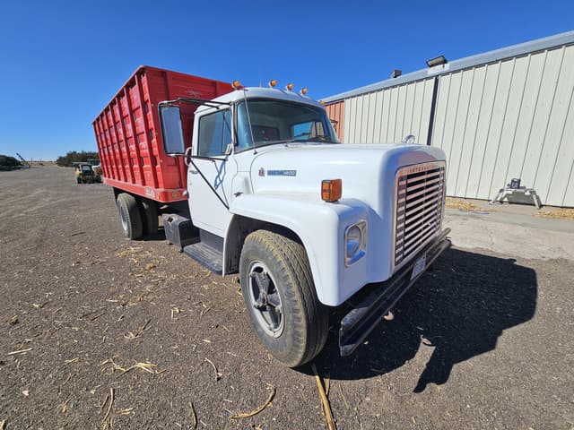 Image of International Loadstar equipment image 3