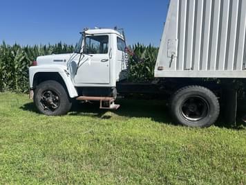 Main image International Loadstar