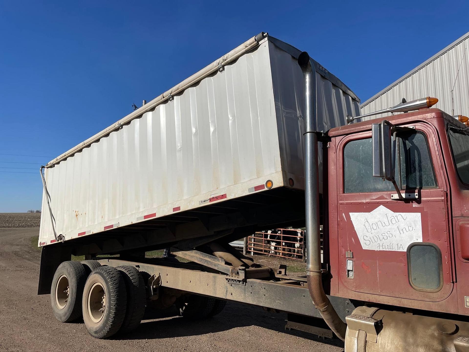 Main image International Transtar 4300 22