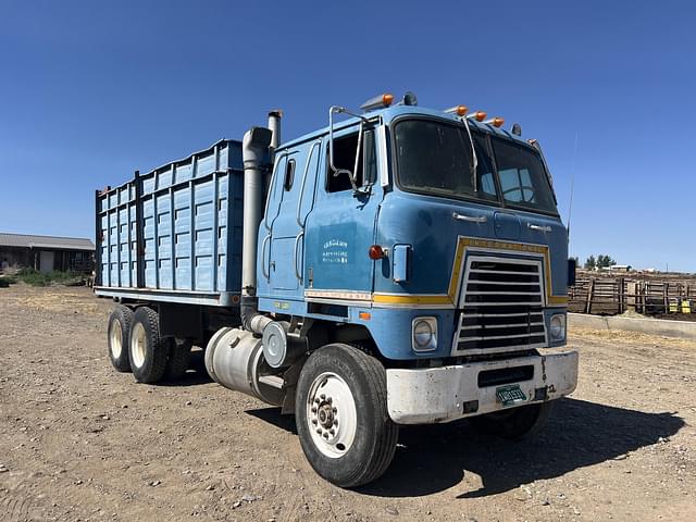 Image of International Transtar II equipment image 2