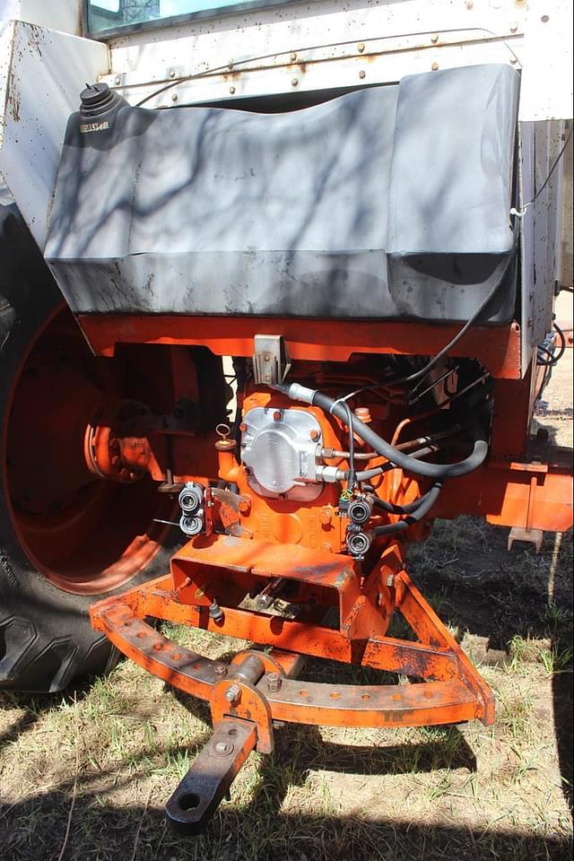 Image of J.I. Case 1175 equipment image 4