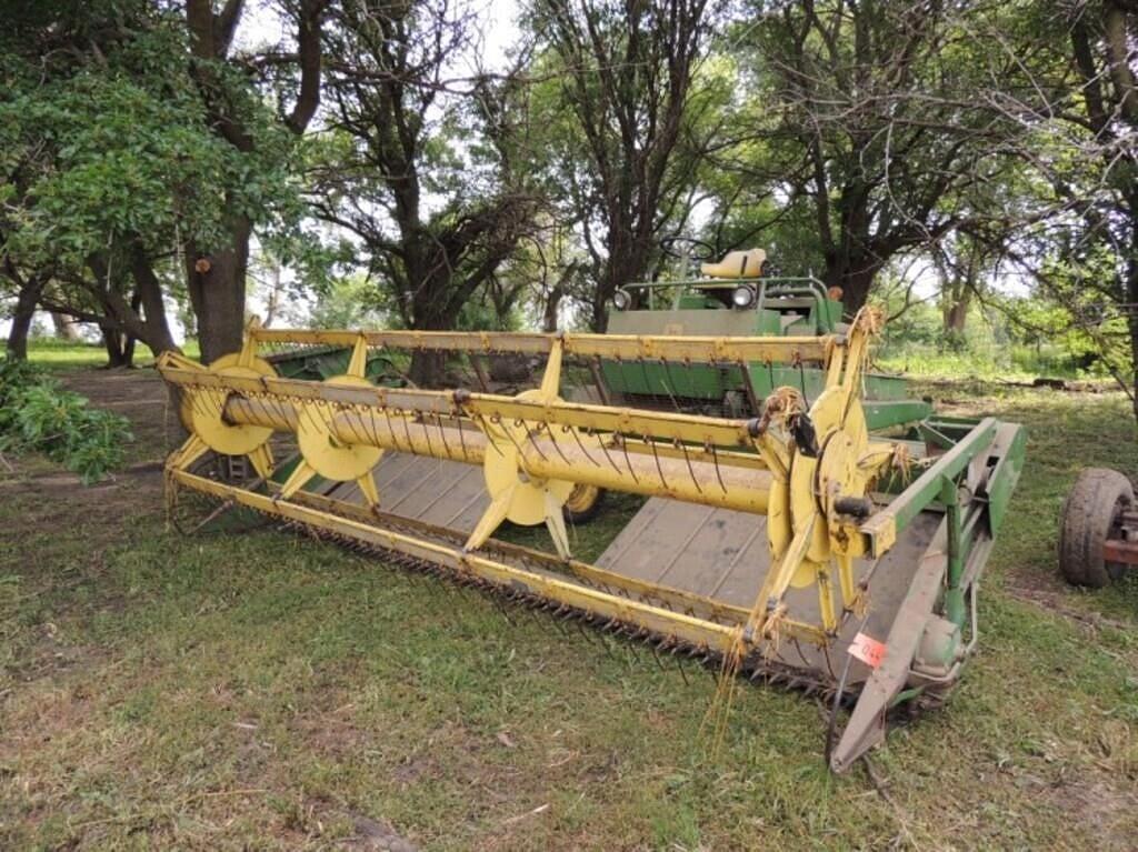Image of John Deere 800 Primary image