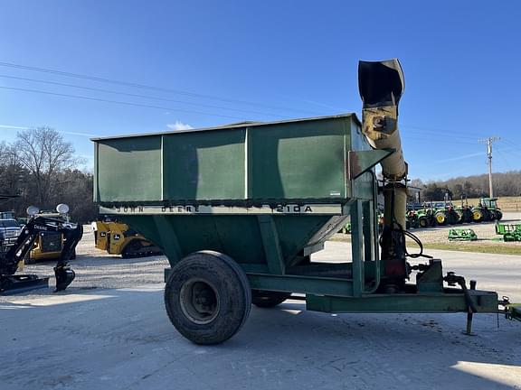 Image of John Deere 1210A equipment image 1