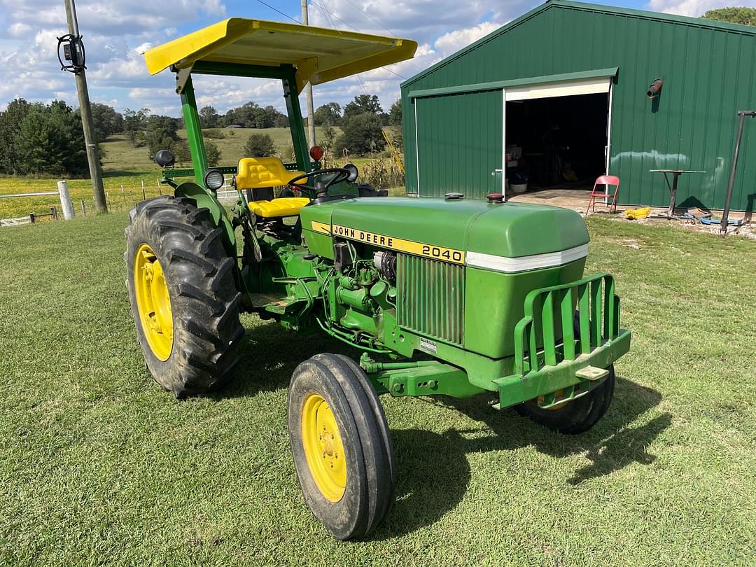 Image of John Deere 2040 Primary image