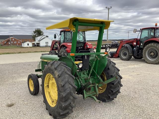 Image of John Deere 2040 equipment image 4