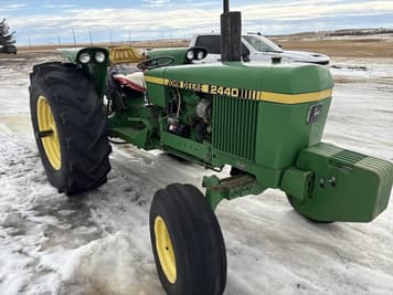 Main image John Deere 2440
