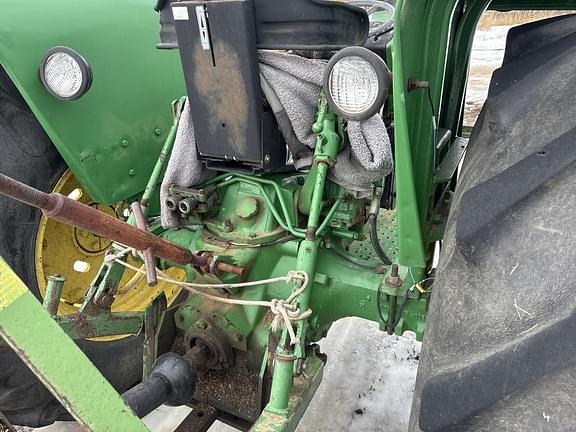 Image of John Deere 2440 equipment image 2