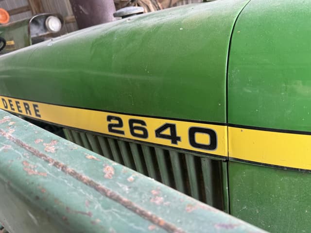 Image of John Deere 2640 equipment image 2