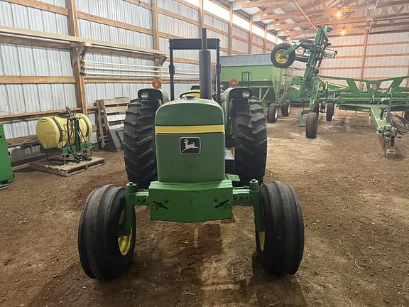 Image of John Deere 2640 equipment image 1