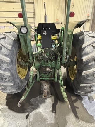 Image of John Deere 2640 equipment image 4
