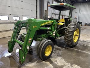 1977 John Deere 2640 Image
