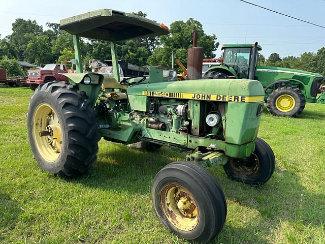 Image of John Deere 2640 equipment image 1