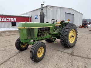 1977 John Deere 2840 Image