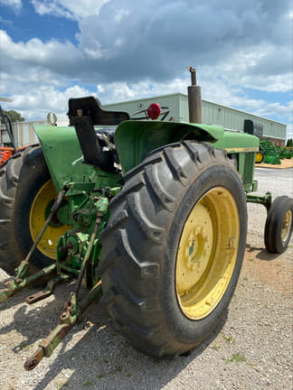 Image of John Deere 3130 equipment image 3