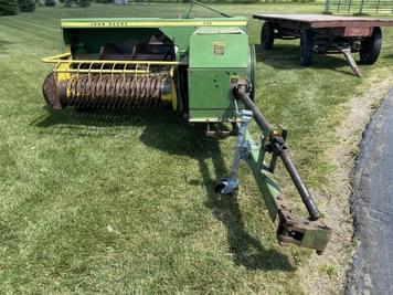 Main image John Deere 336