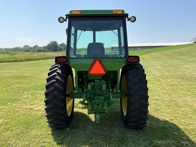 Image of John Deere 4030 equipment image 2