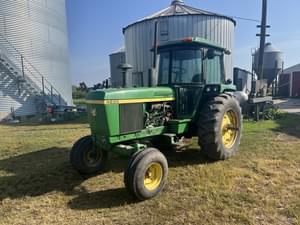 1977 John Deere 4030 Image