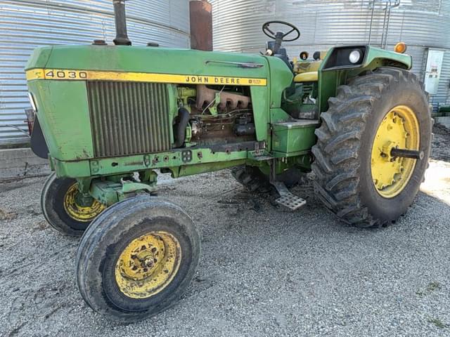 Image of John Deere 4030 equipment image 2