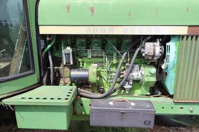 Image of John Deere 4230 equipment image 4