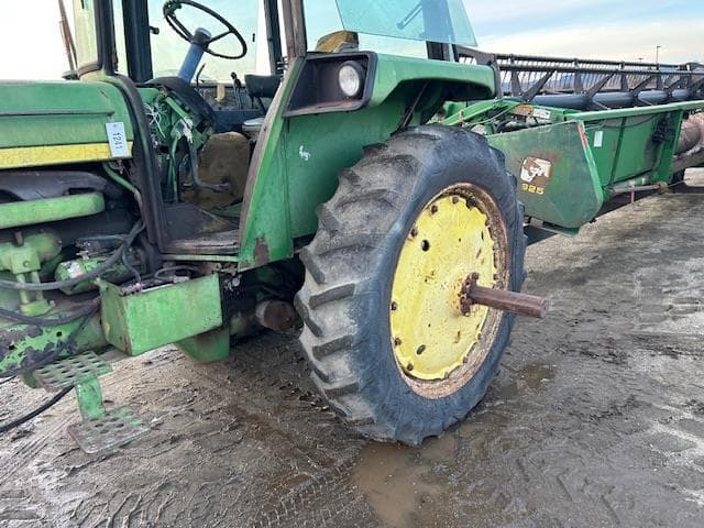 Image of John Deere 4230 equipment image 1