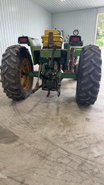 Image of John Deere 4230 equipment image 3