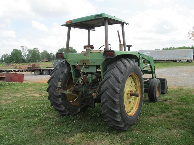 Image of John Deere 4230 equipment image 2