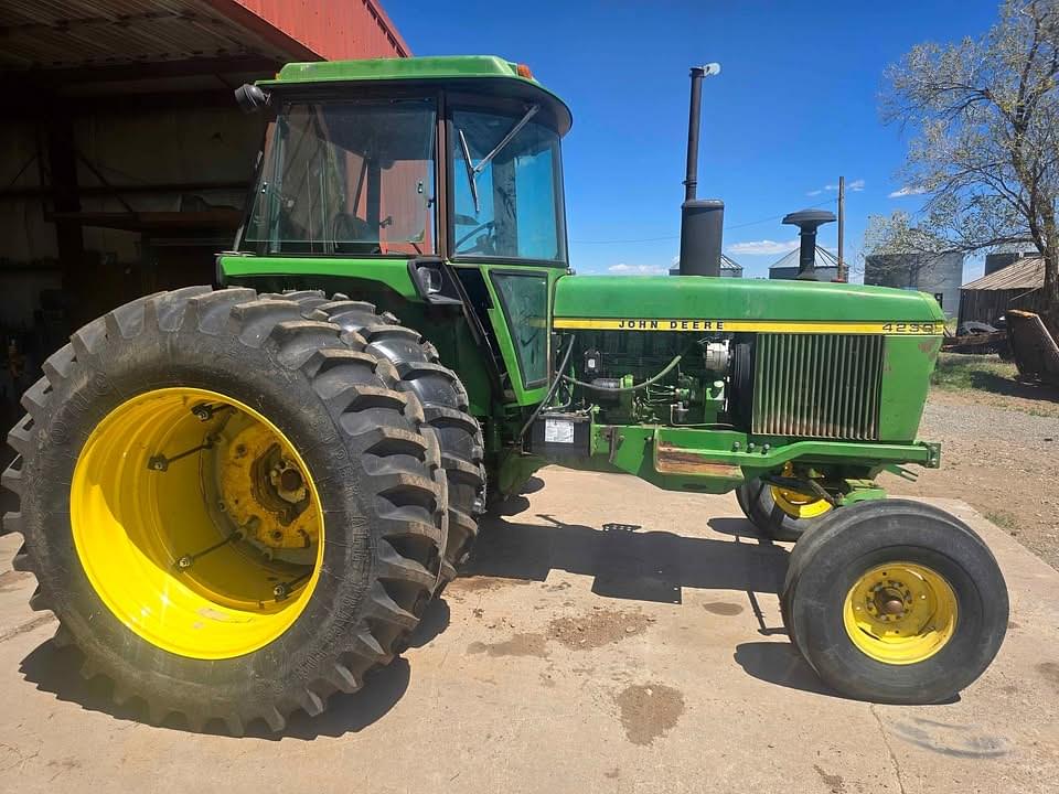 Image of John Deere 4230 Primary image