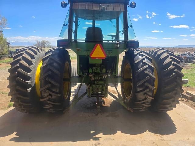 Image of John Deere 4230 equipment image 3