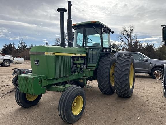 Image of John Deere 4430 Primary image