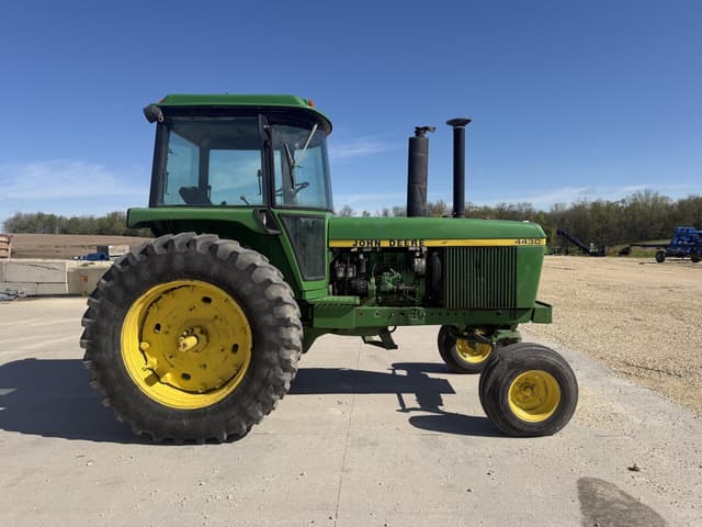 Image of John Deere 4430 equipment image 1