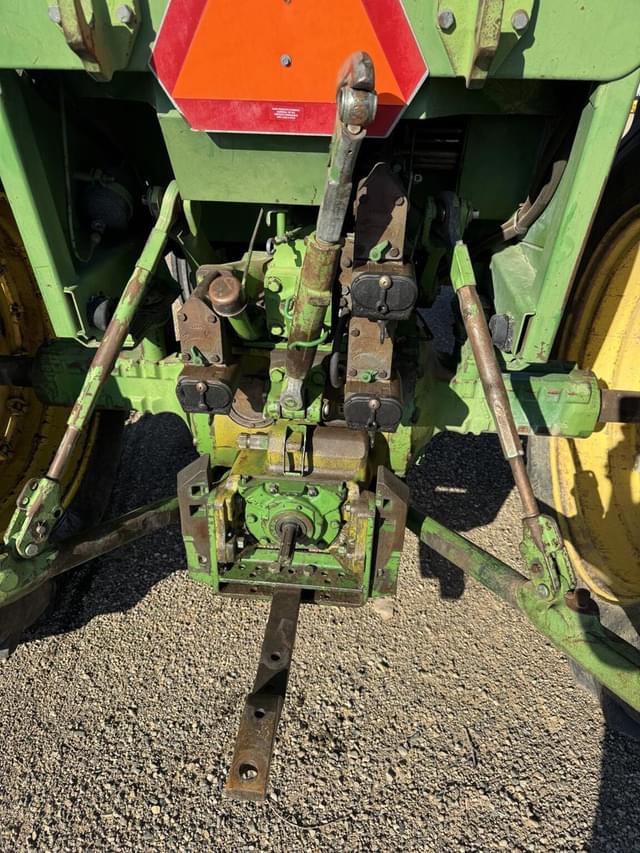 Image of John Deere 4430 equipment image 2