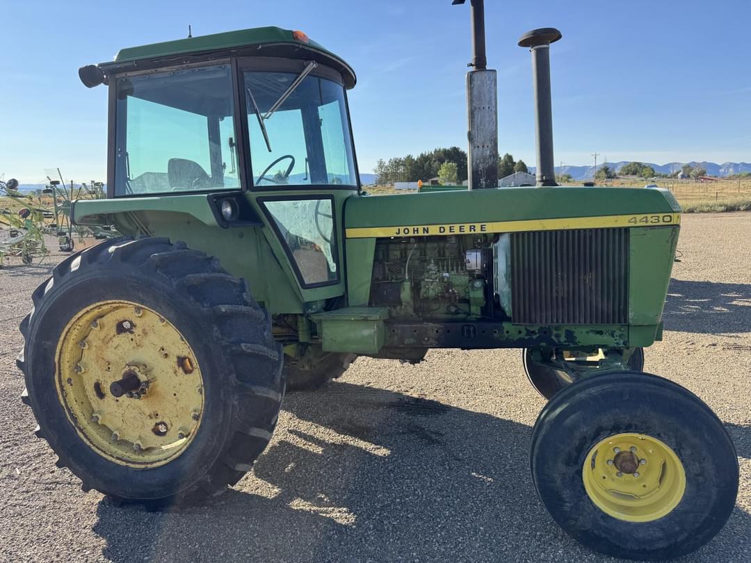 Image of John Deere 4430 Primary image