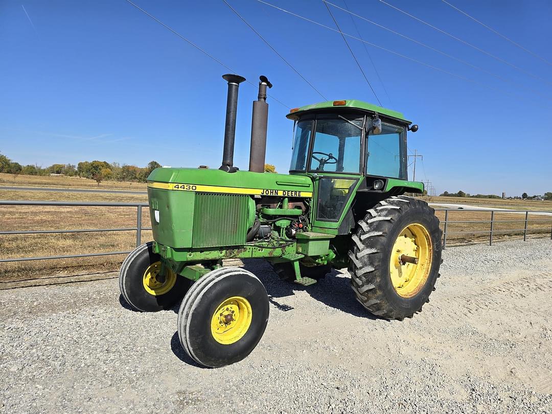 Image of John Deere 4430 Primary image