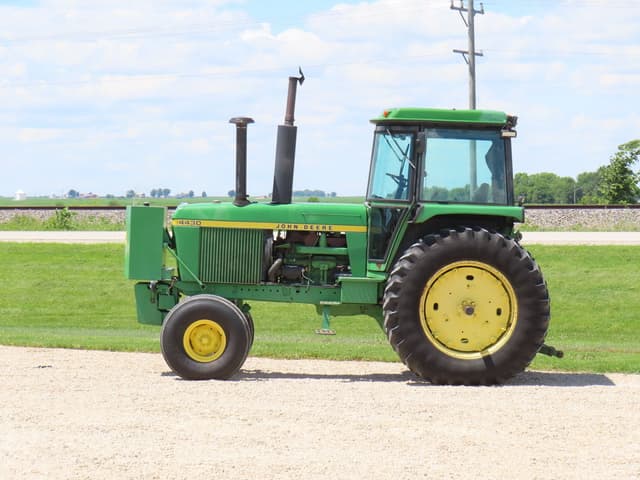 Image of John Deere 4430 equipment image 1