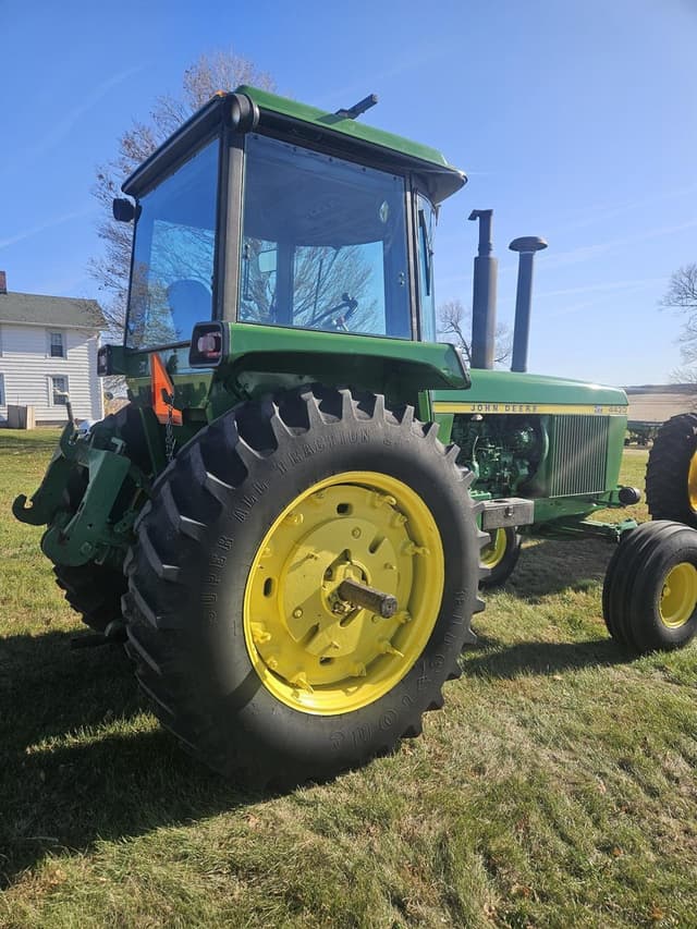 Image of John Deere 4430 equipment image 3