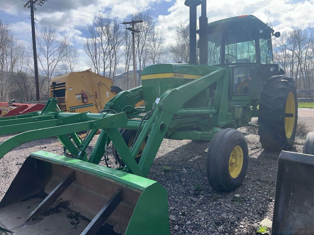 Image of John Deere 4430 Primary image