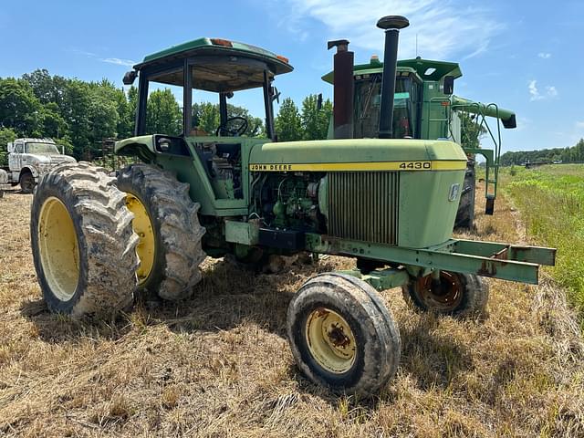 Image of John Deere 4430 equipment image 1