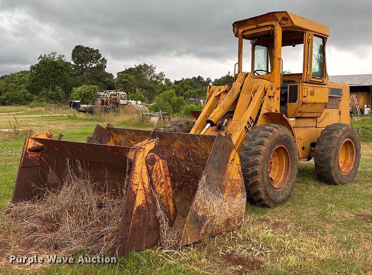 Image of John Deere 444 Primary image
