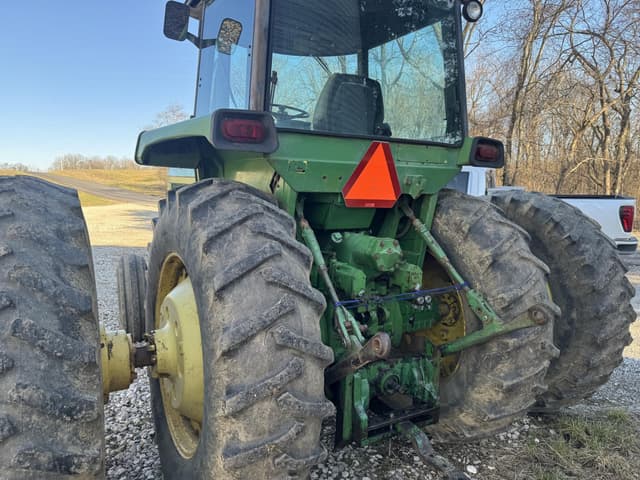 Image of John Deere 4630 equipment image 3