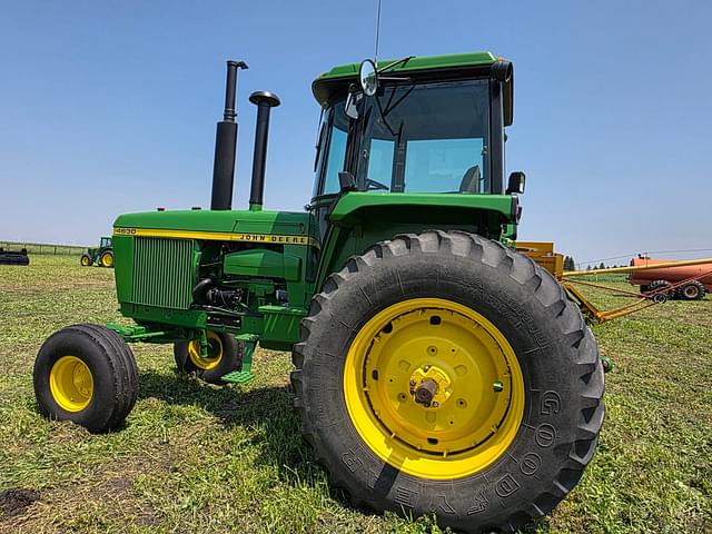 Image of John Deere 4630 equipment image 3