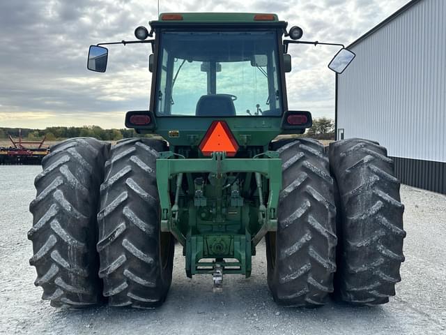 Image of John Deere 4630 equipment image 3